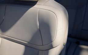 NEW Volvo XC70_INT