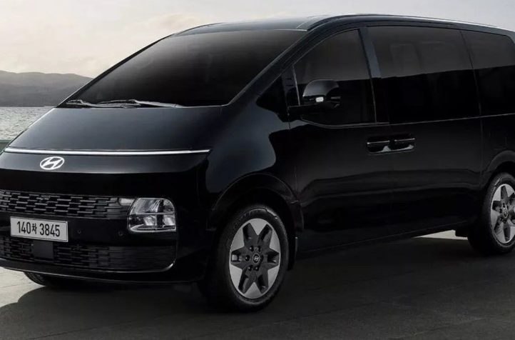 Hyundai Staria
