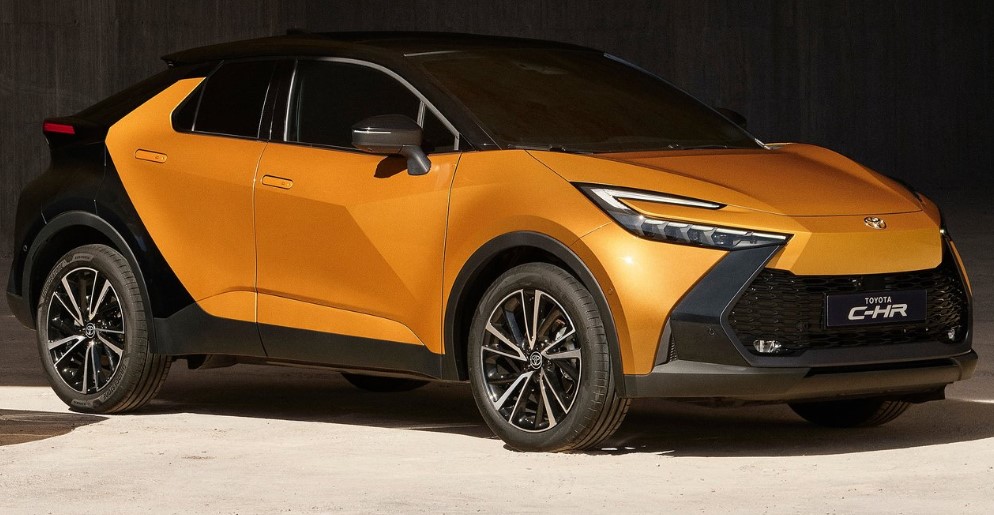 Toyota C-HR+