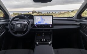NEW C-HR+