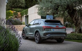 NEW Audi Q3_1