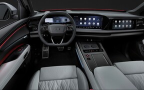 Audi Q9 int