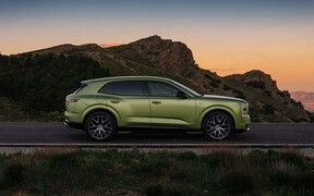 Электрический SUV Bentley Torcal