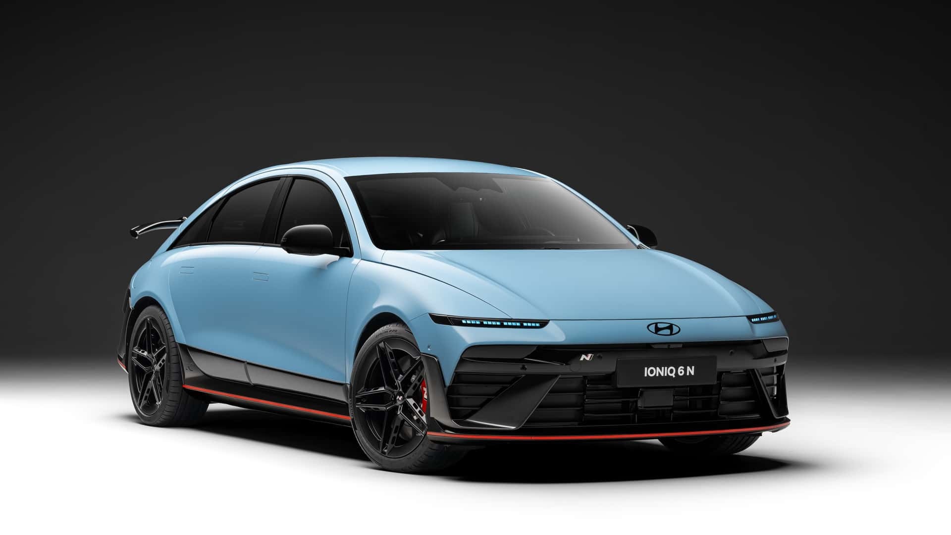 Hyundai Ioniq 6 N: електроседан для драйву