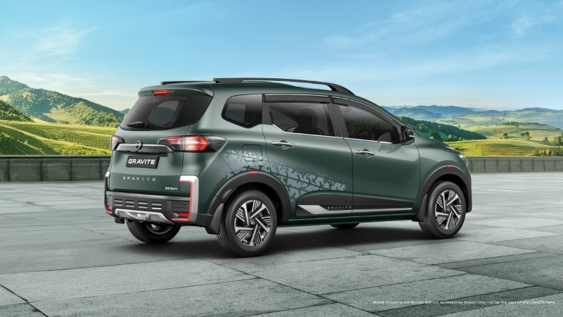 Nissan Gravite: бюджетний мінівен