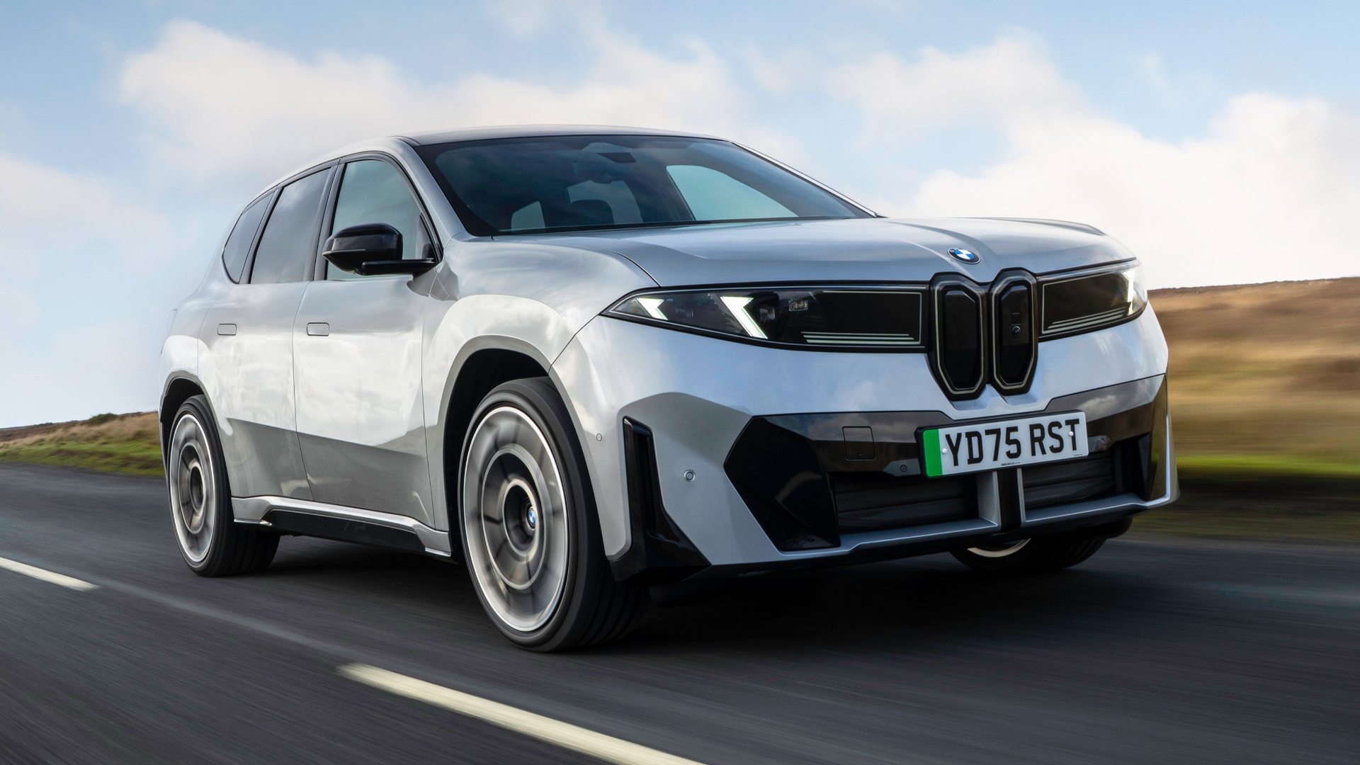 BMW iX3: новая доступная версия BMW iX3: новая доступная версия