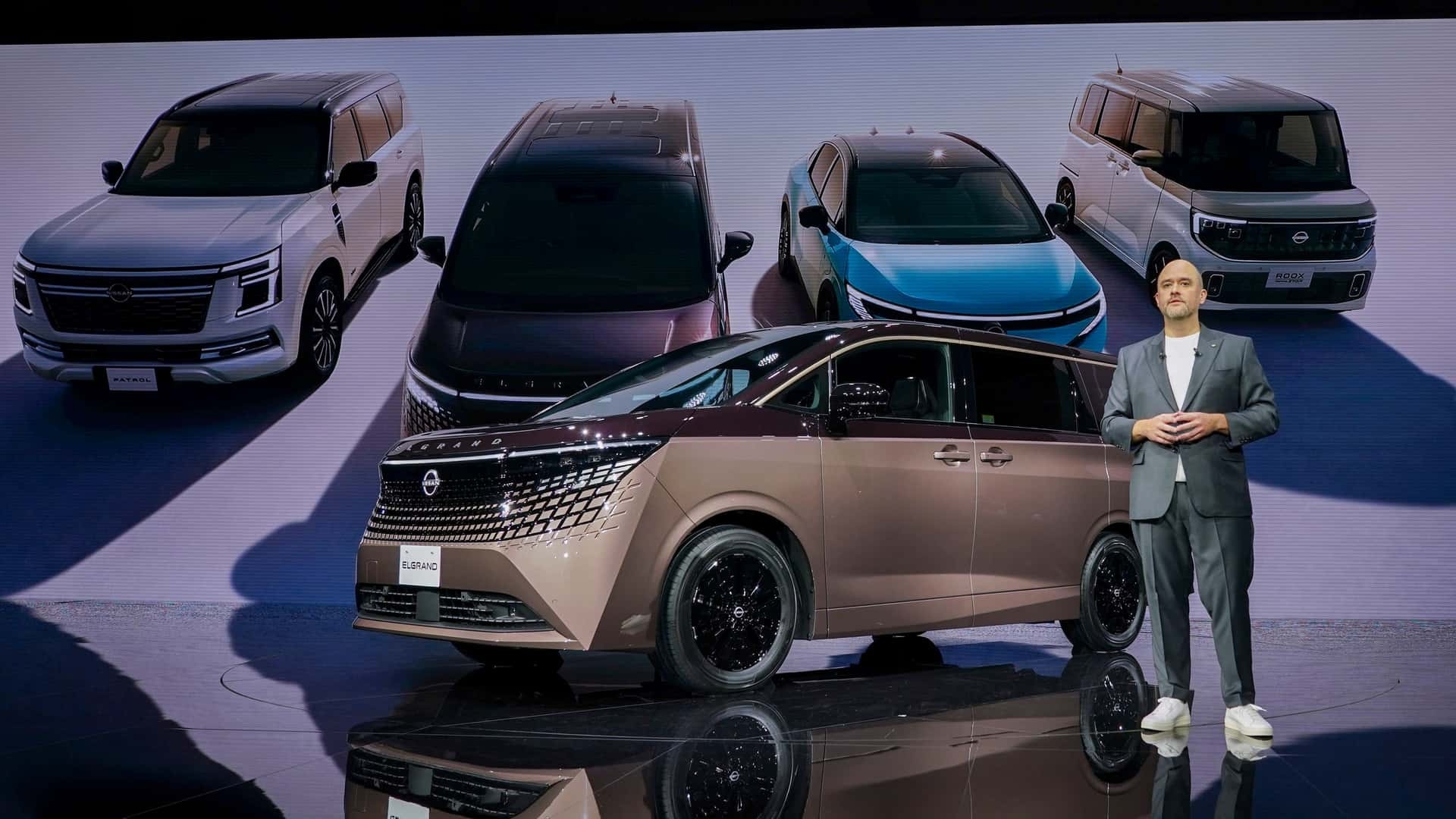 Новий Nissan Elgrand 2026 — преміальний мінівен перетворили на приватний лаунж