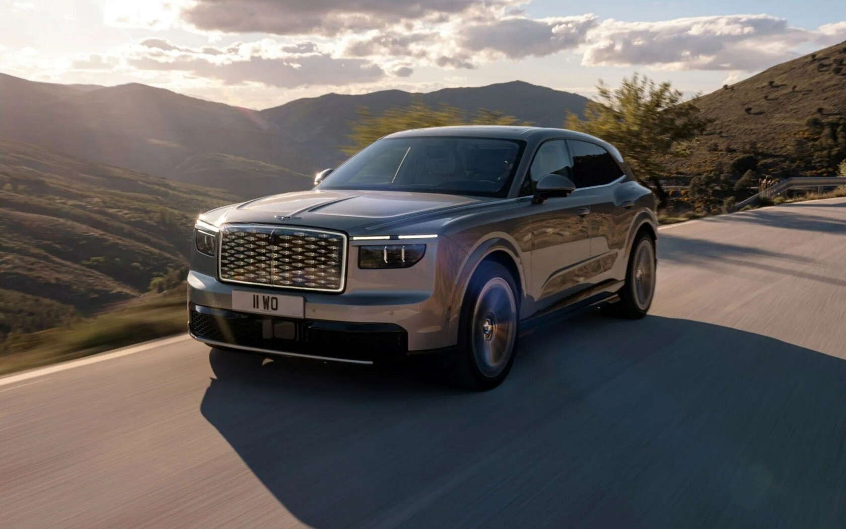 Электрический кроссовер Bentley Torcal Электрический кроссовер Bentley Torcal